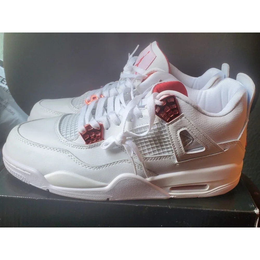 Jordan 4 Retro Metallic Red. Size 10